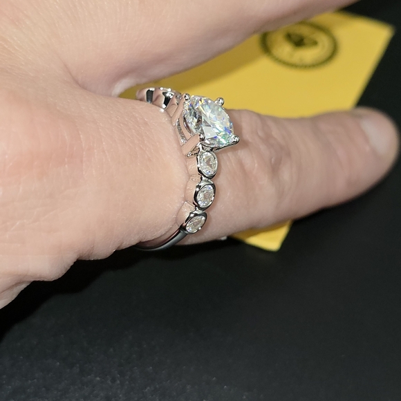 2 CTW Moissanite White Gold Filled Ring . - Picture 5 of 7